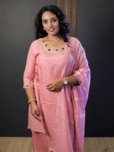 Royal Wear / Pastel Pink