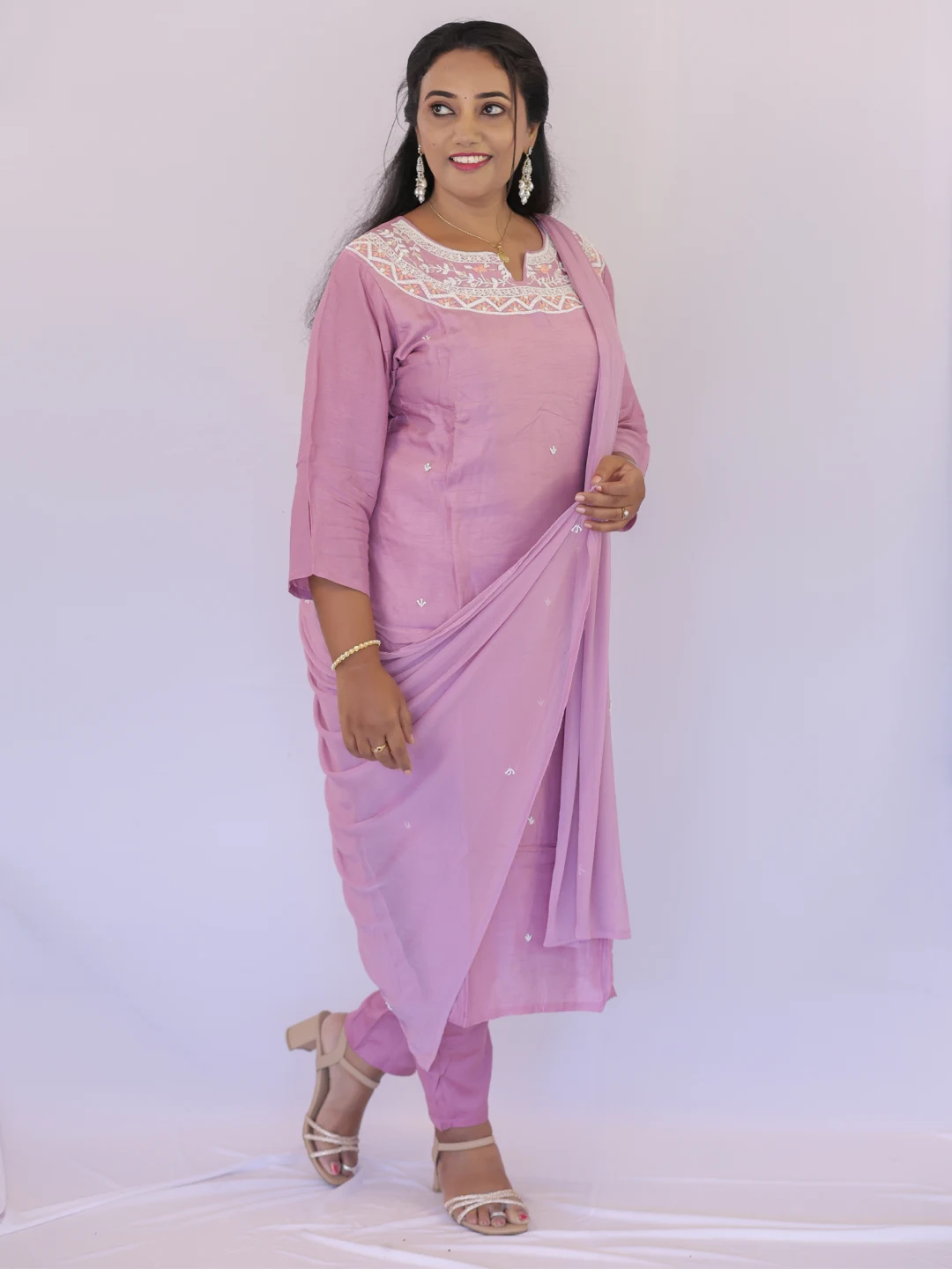 Royal Wear / Lavender - Image 2