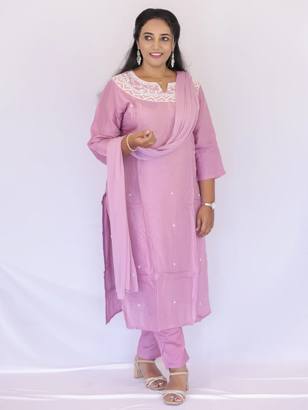 Royal Wear / Lavender - Image 4