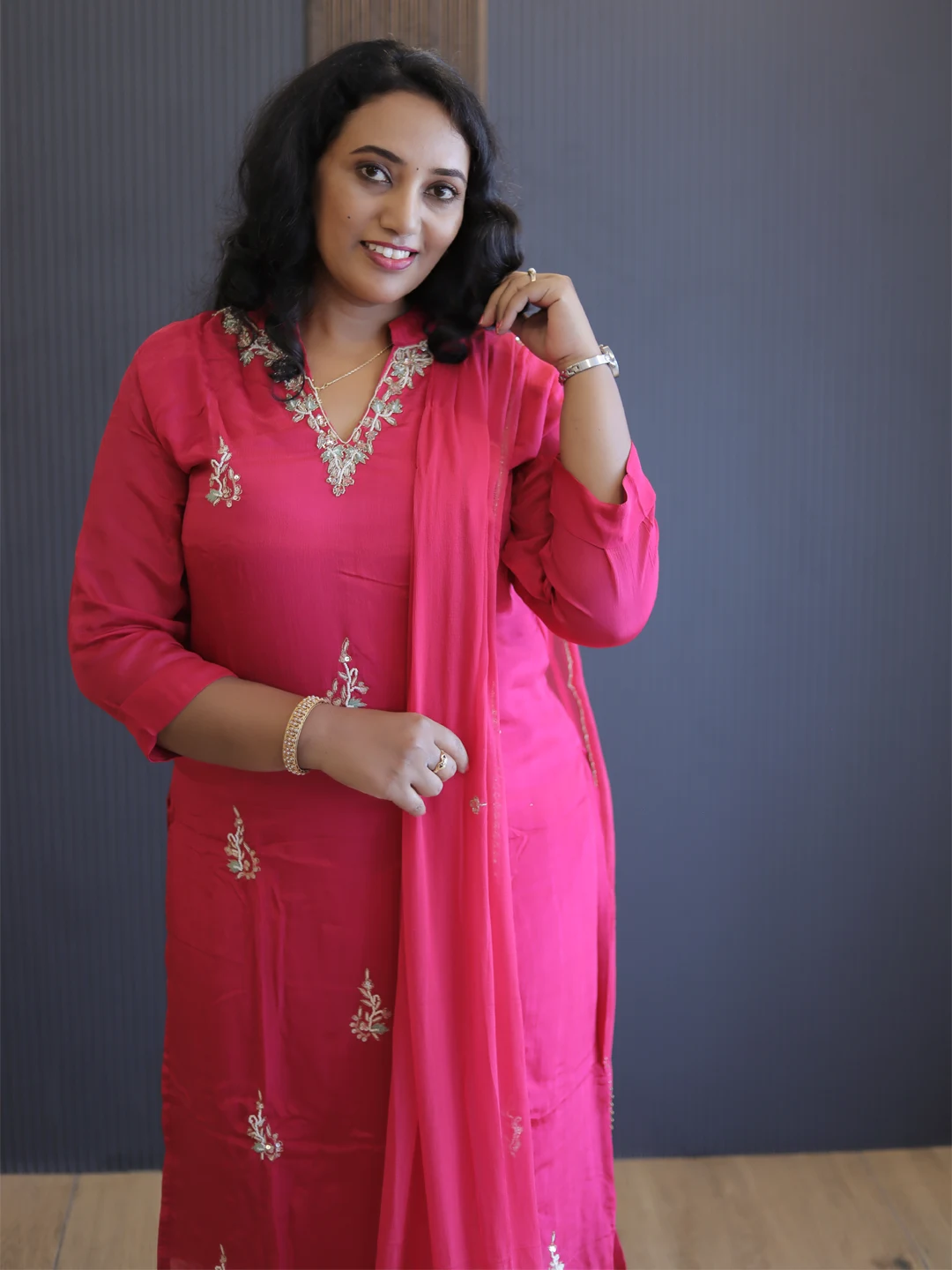Royal Wear / Rani Pink - Image 2