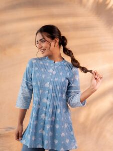 TUNICS/ Powder Blue/A-Line