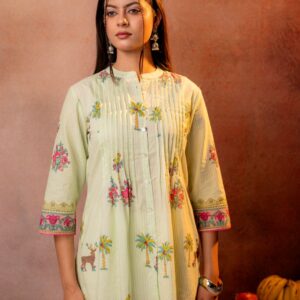 TUNICS/ Green/A-Line