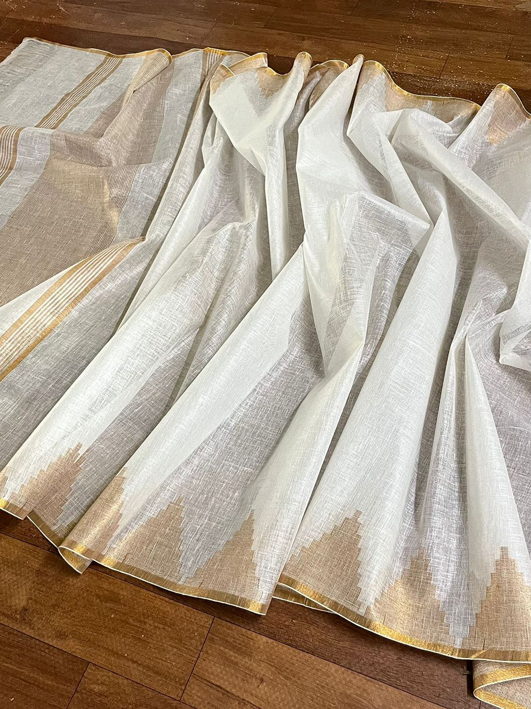 shwetambara - LINEN SAREE / white - Image 3