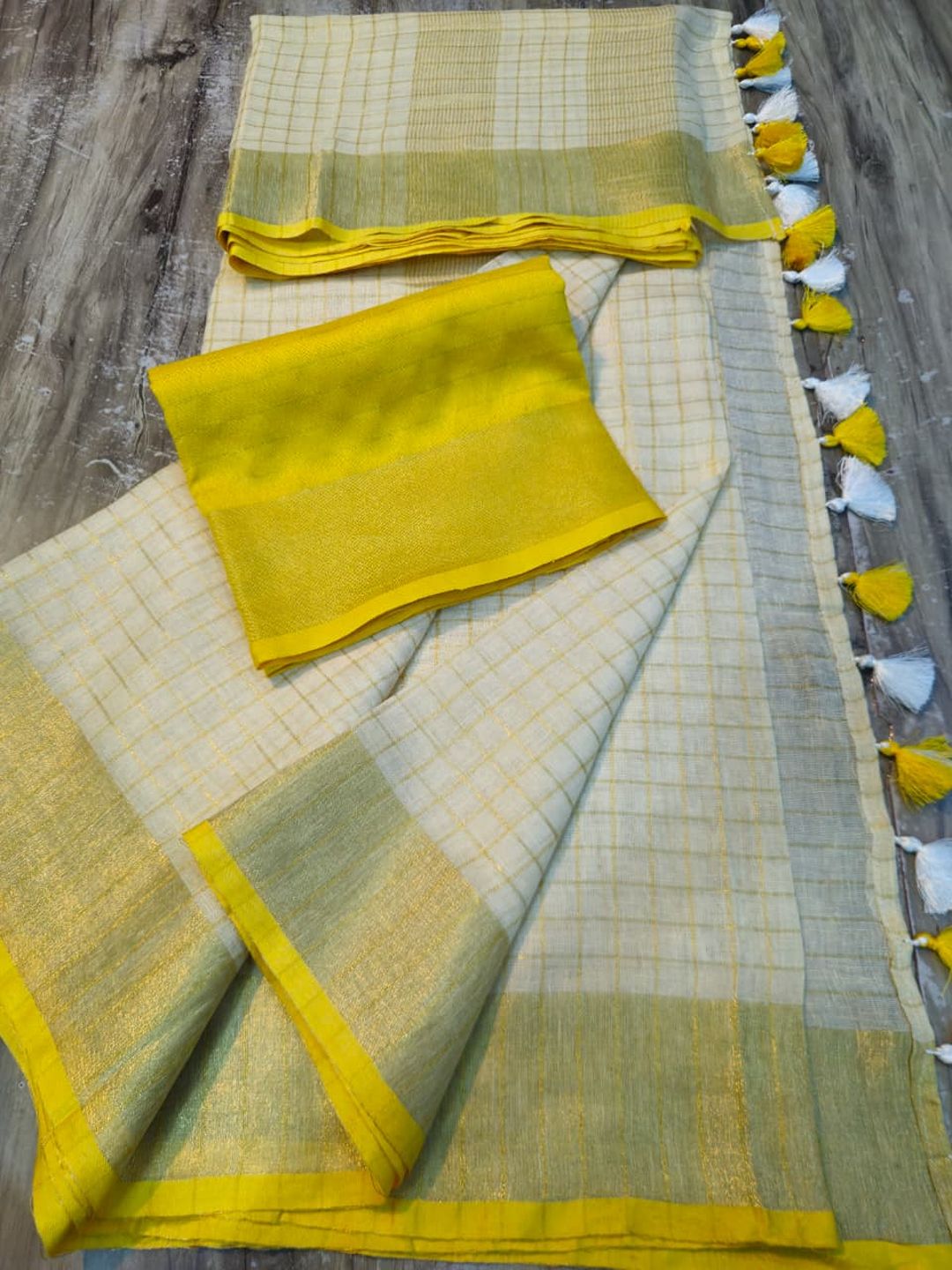 Lakshmi- LINEN ZARI SAREE / Half white - Yellow - Image 2