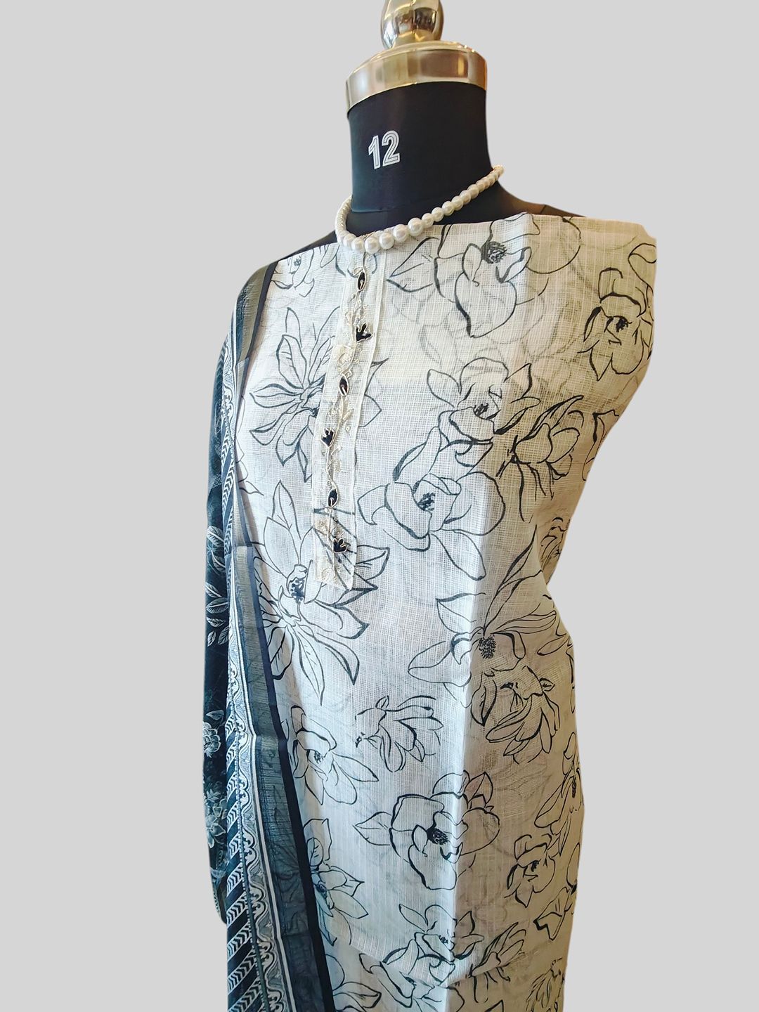 black- whit / kota Doria Material - Image 2