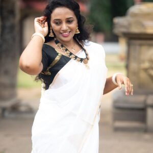 GUDI SAREE- LINEN ZARI SAREE / temple border- white